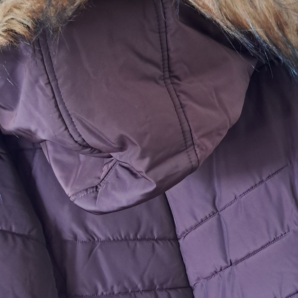 Canada Weather Gear Burgundy Parka with Faux Fur Hood - Picture 5 of 10